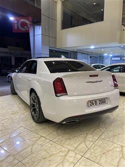 كرايسلر 300